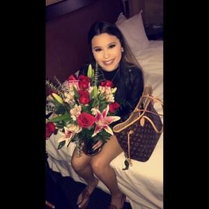 Meet your Posher, Stephanie